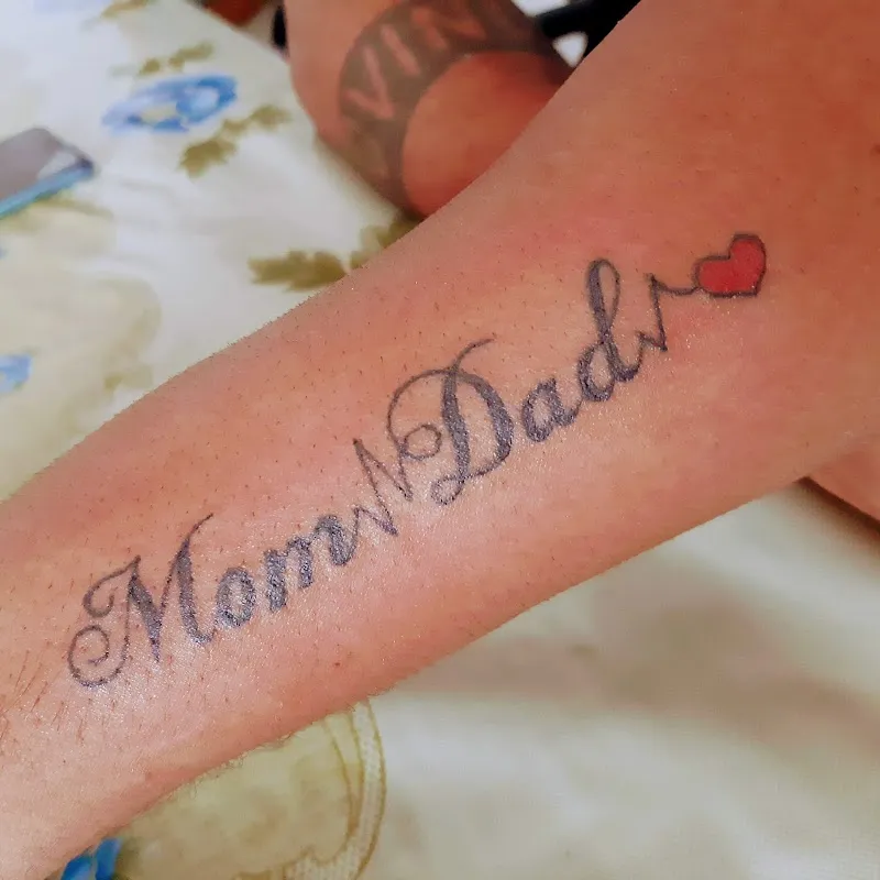 Magnifique tattoo ink