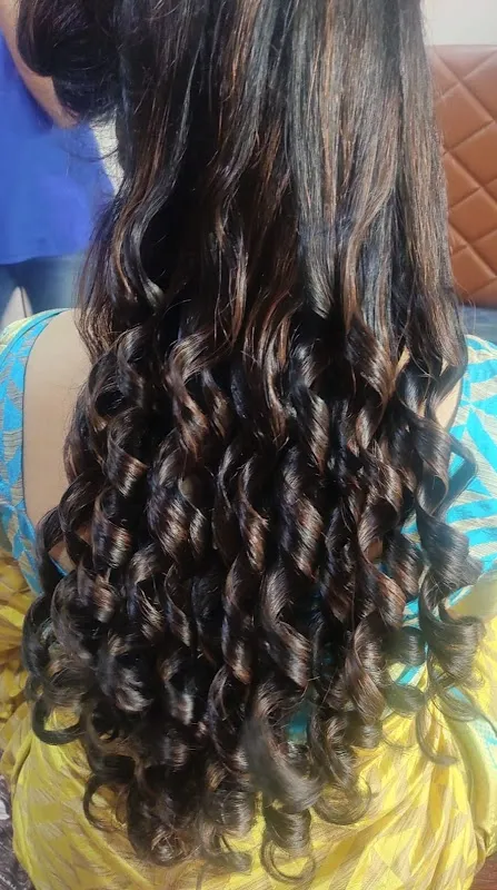 Pradnya Hair and Beauty Salon