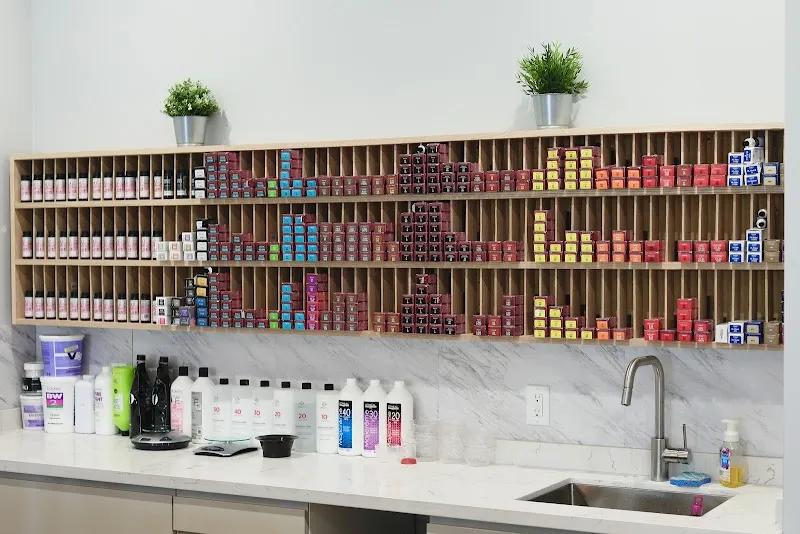 Inscape Beauty Salon