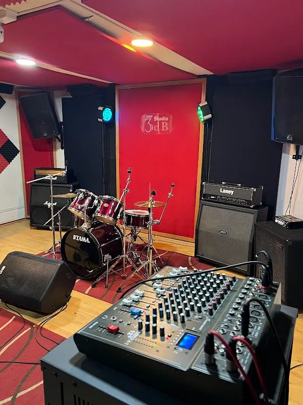 Studio 3dB