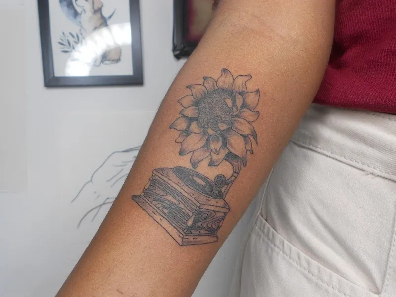 Black Hornet tattoos studio | best tattoo studio in kalyan | Tattoo course | tattoo studio near me|