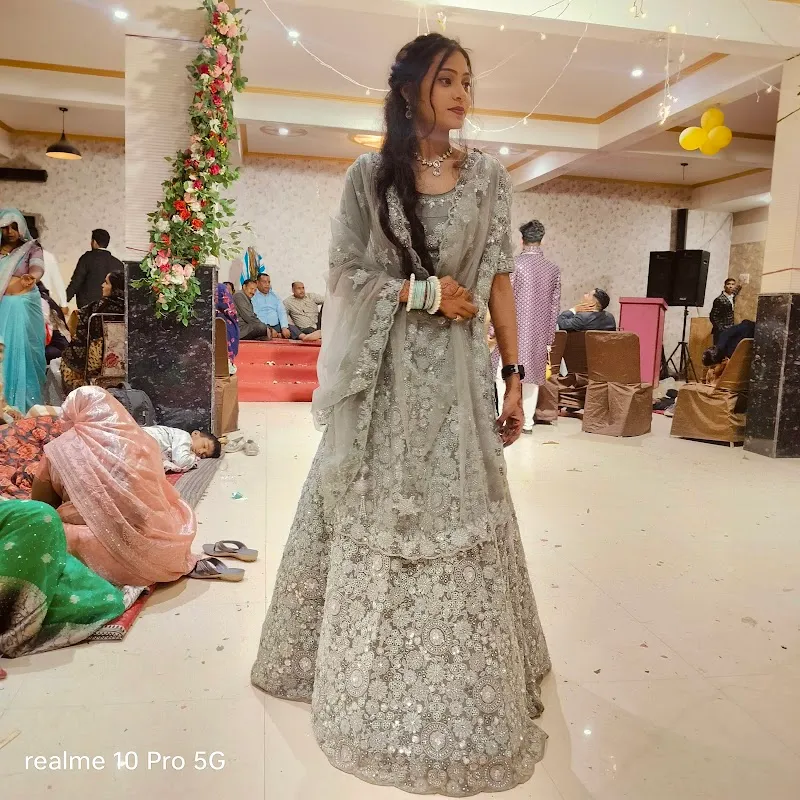 GLAM BY TANISHKA MAKEUP STUDIO & ACADEMY