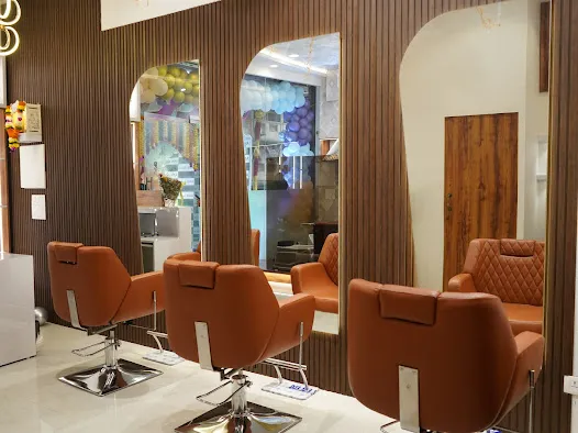 Ann Unisex Salon
