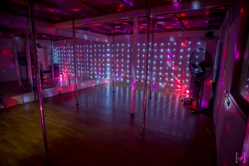 Studio Dance - Eva Quezada