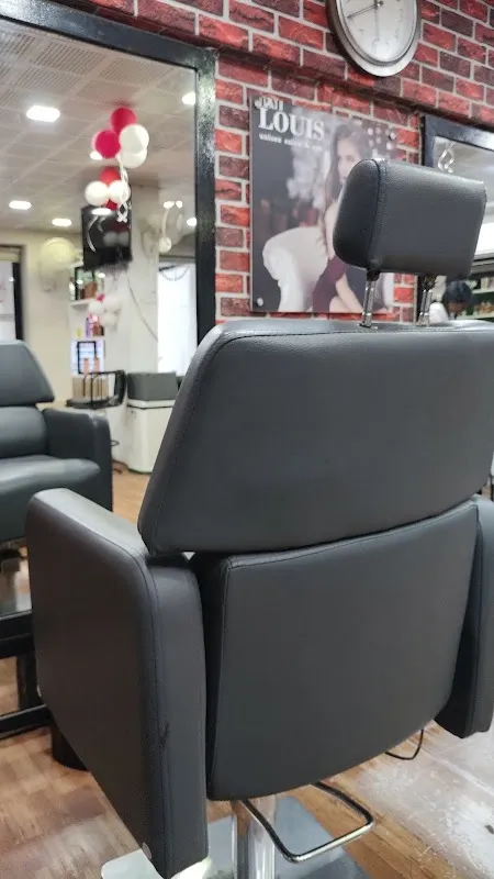 P M LOUIS UNISEX SALON