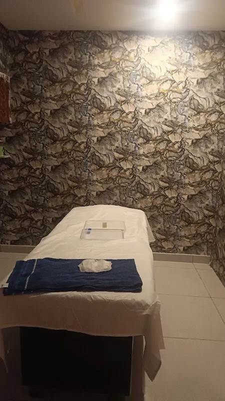 SR SWAGATH UNISEX SALOON & SPA