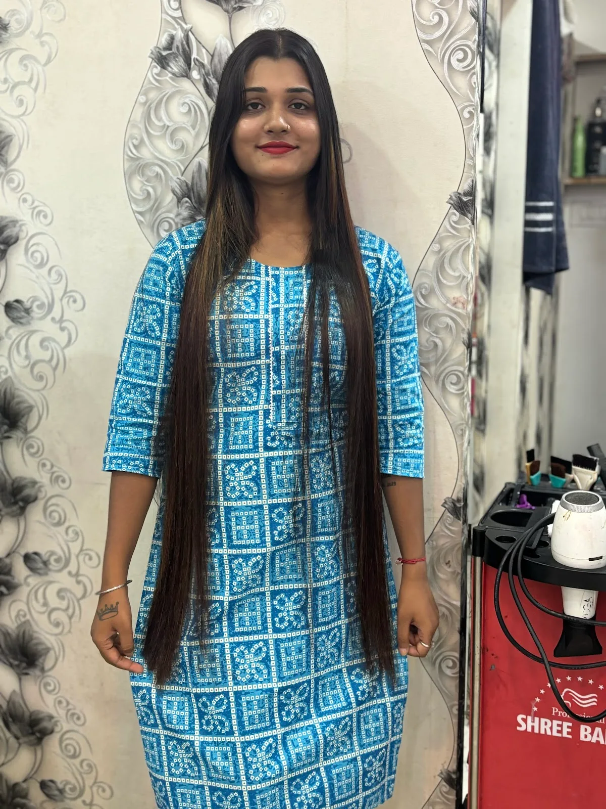 RELAXOLOGY PROFESSIONAL'S HAIR & BEAUTY STUDIO