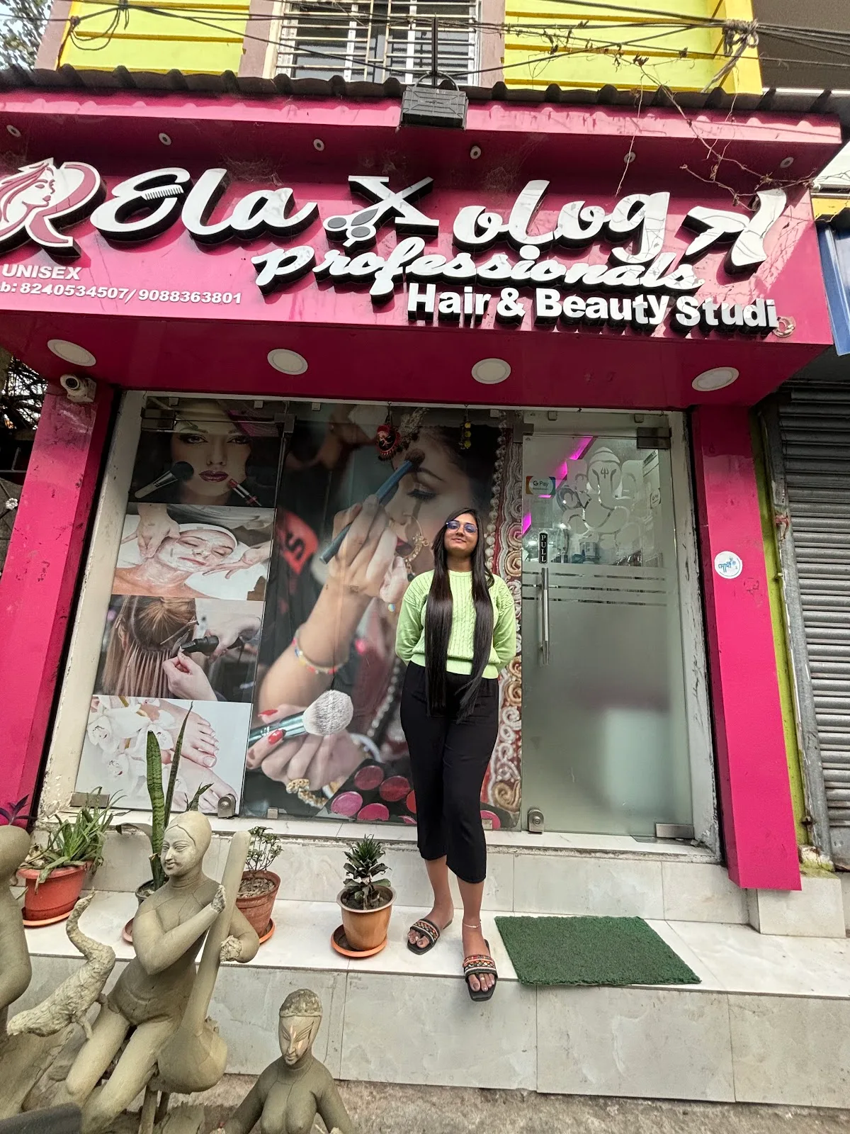 RELAXOLOGY PROFESSIONAL'S HAIR & BEAUTY STUDIO