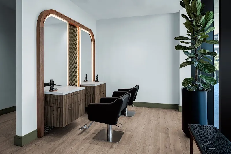 Peter Alexander Salon