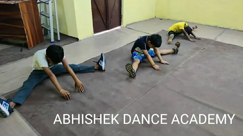 ABHISHEK DANCE ACADEMY
