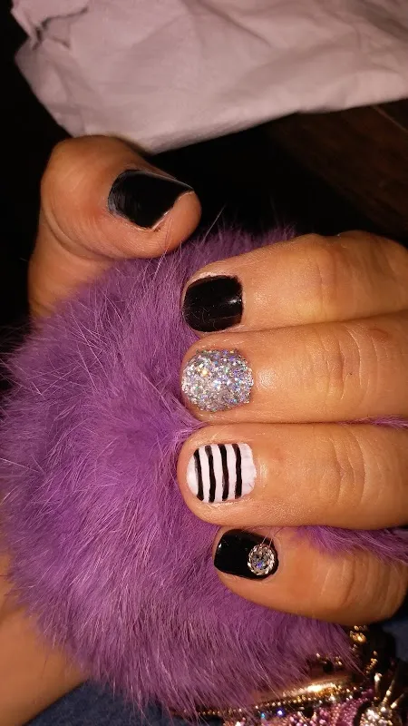 Pink Petals Salon & Spa (Ladies Only)