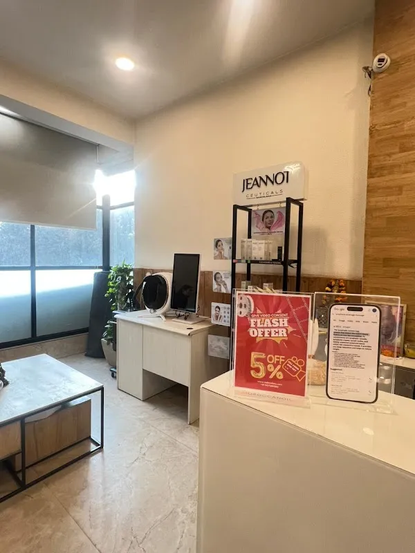 KALA SALON - Hair and Beauty Salon in Chhatarpur