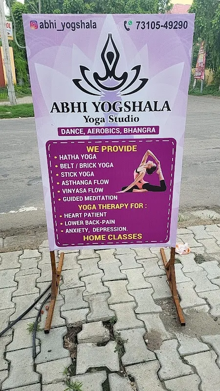 Abhi Yogshala Center/ Best Yoga Classes in Ludhiana