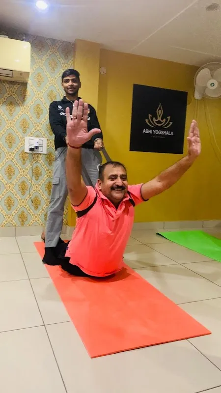 Abhi Yogshala Center/ Best Yoga Classes in Ludhiana