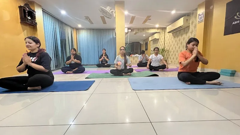 Abhi Yogshala Center/ Best Yoga Classes in Ludhiana