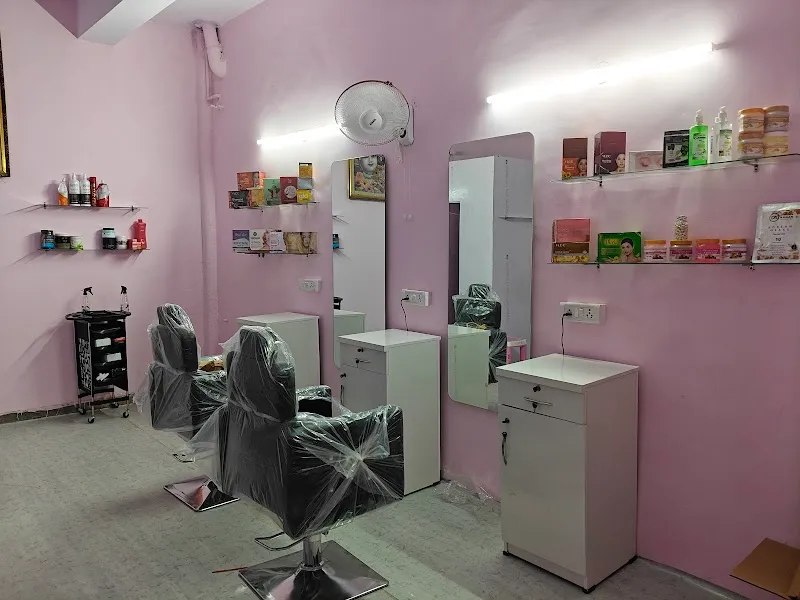DITYA Parlour & Boutique- best ladies salon and boutique in nangloi