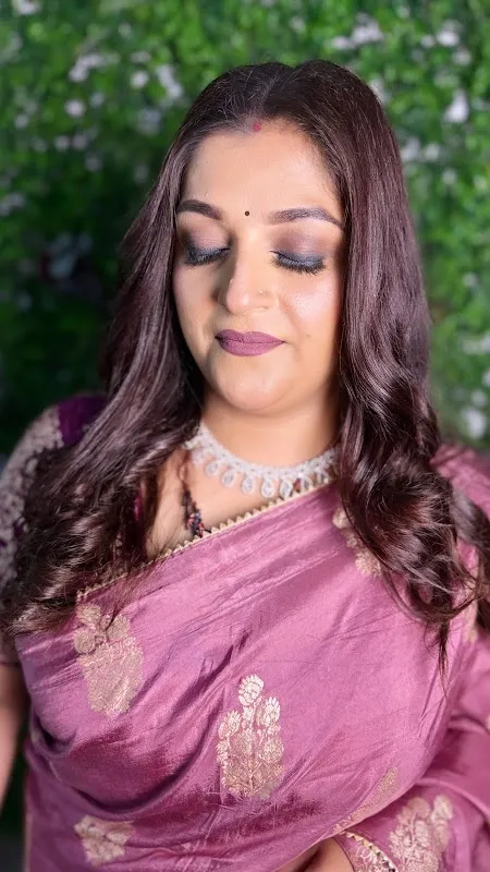 Aaisha Sheikh Academy & Salon