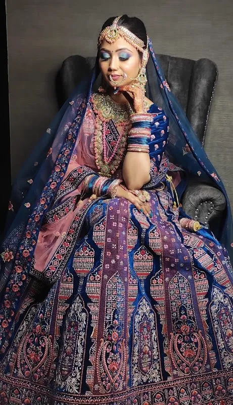 Aaisha Sheikh Academy & Salon