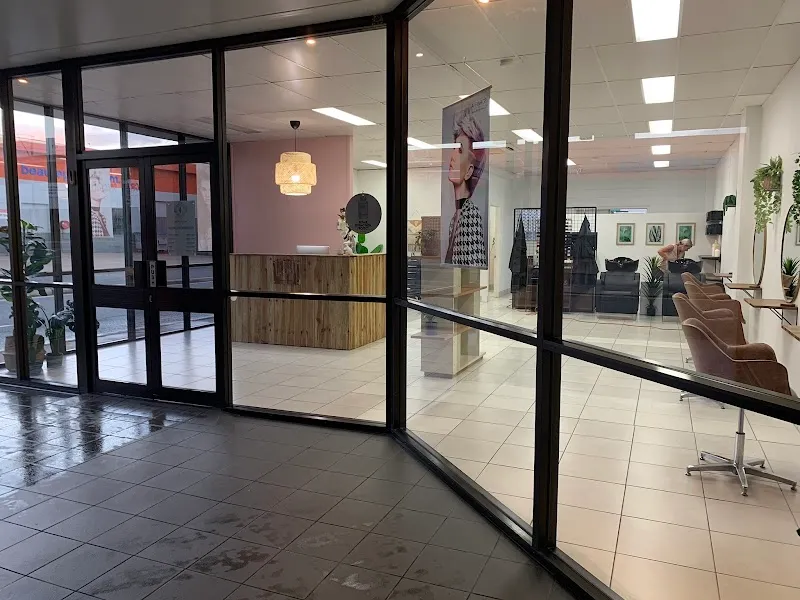Alex Maree hair studio