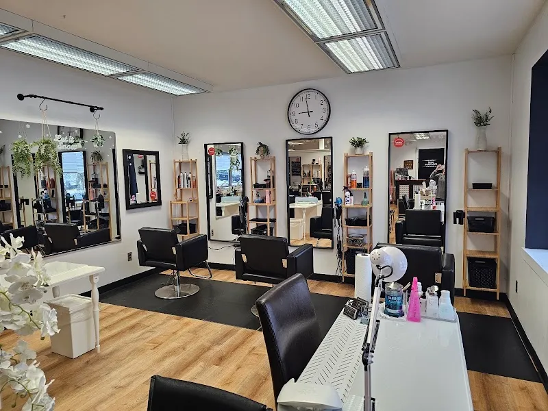 Salon Millennium