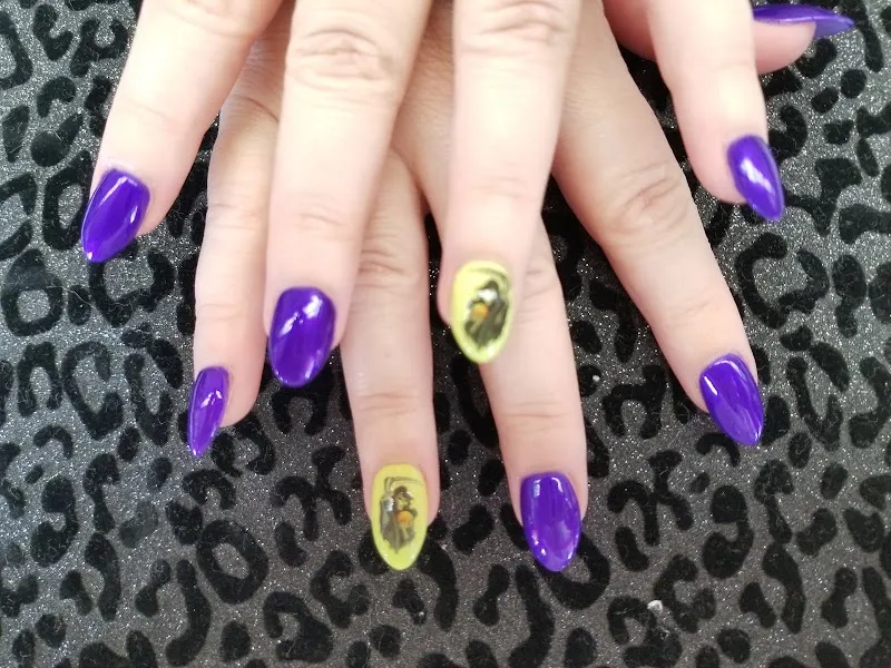 Salon Millennium