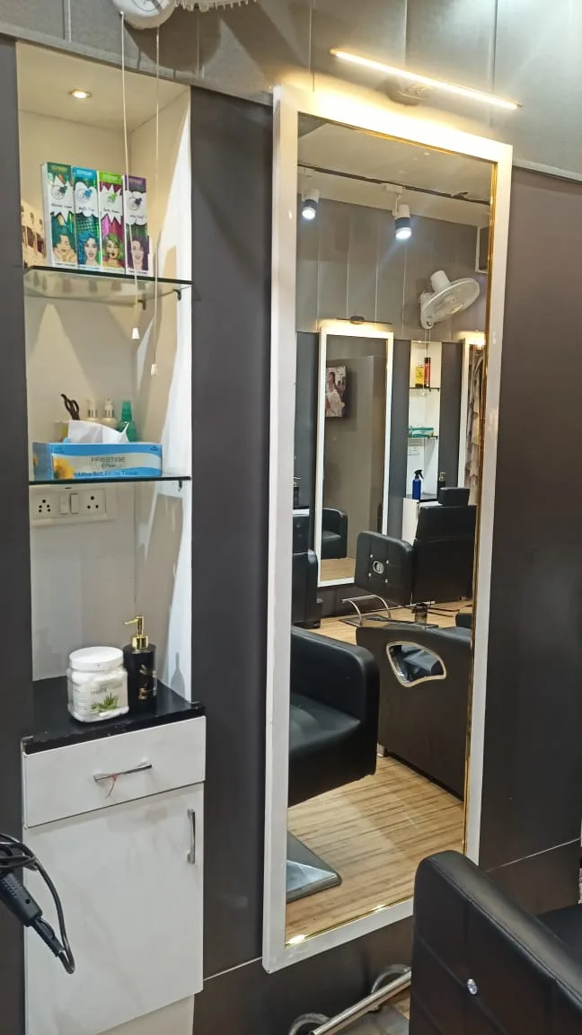 Page 3 unisex salon