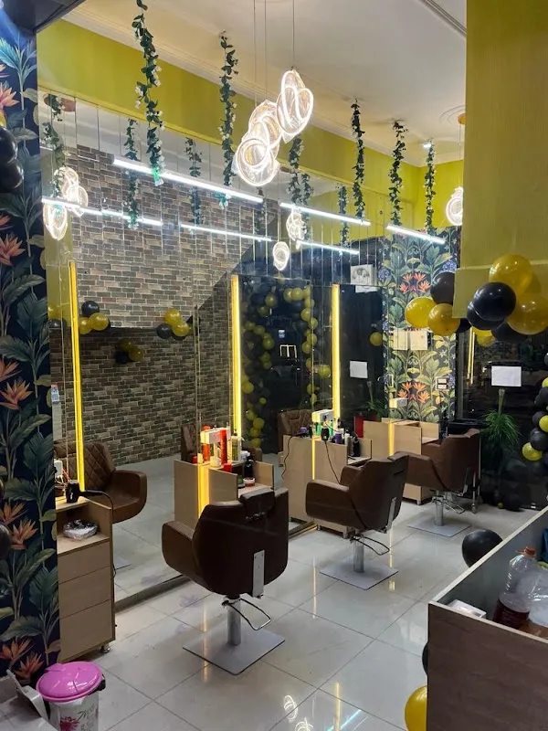 Attitude 247 unisex salon