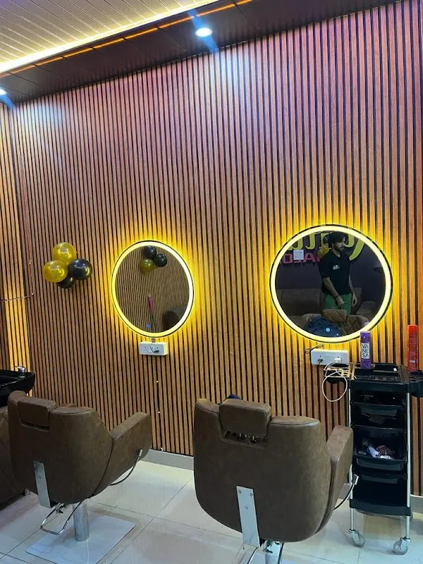 Attitude 247 unisex salon