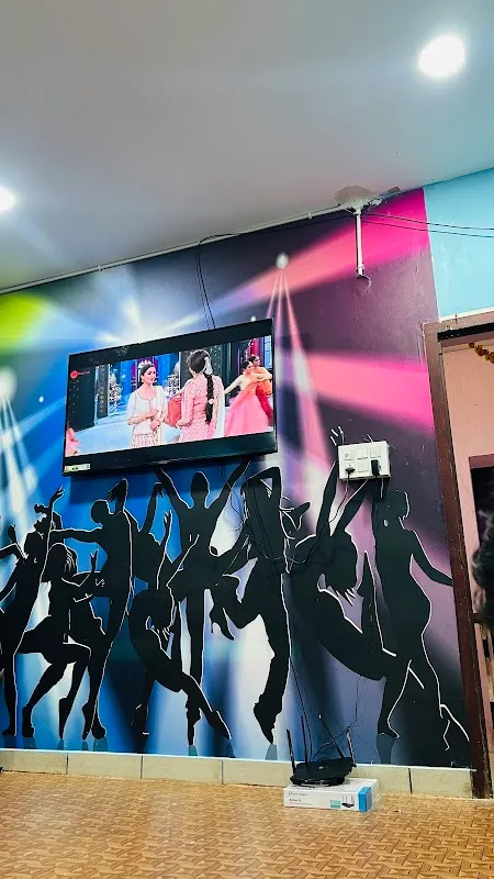 HK DANCE ACADEMY