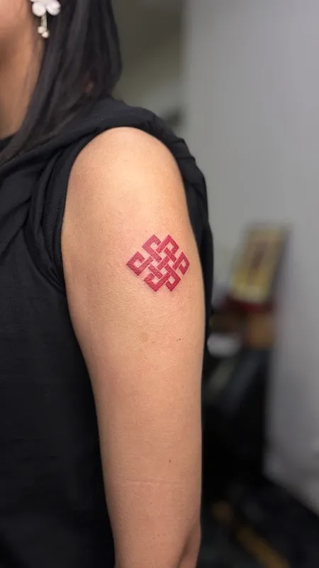 Hauz Khas Studio - Tattoo & Piercing