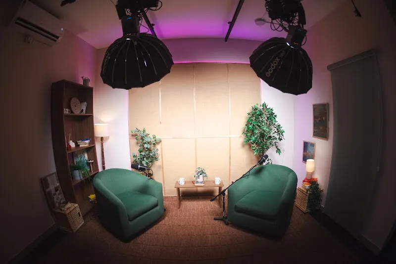 Studio Pop - Podcast Space