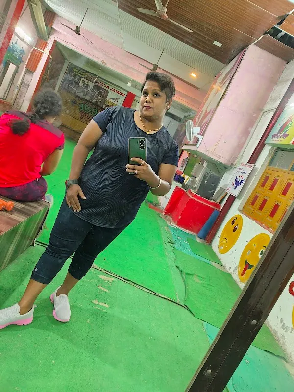 KOMAL ACADEMY ZUMBA STUDIO