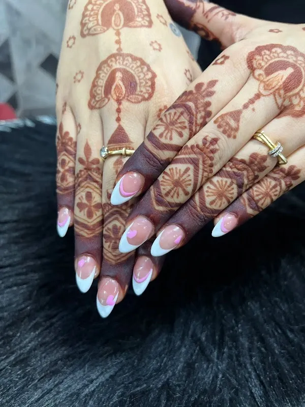 Surrey Unisex Salon & Academy - Best Nail,Hair,Makeup Salon in Delhi