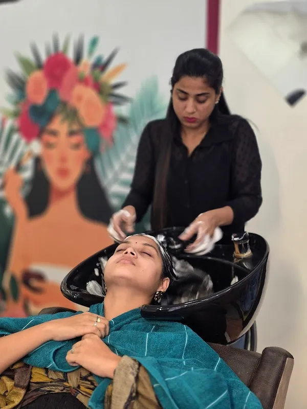 Majestica Family Salon & Academy