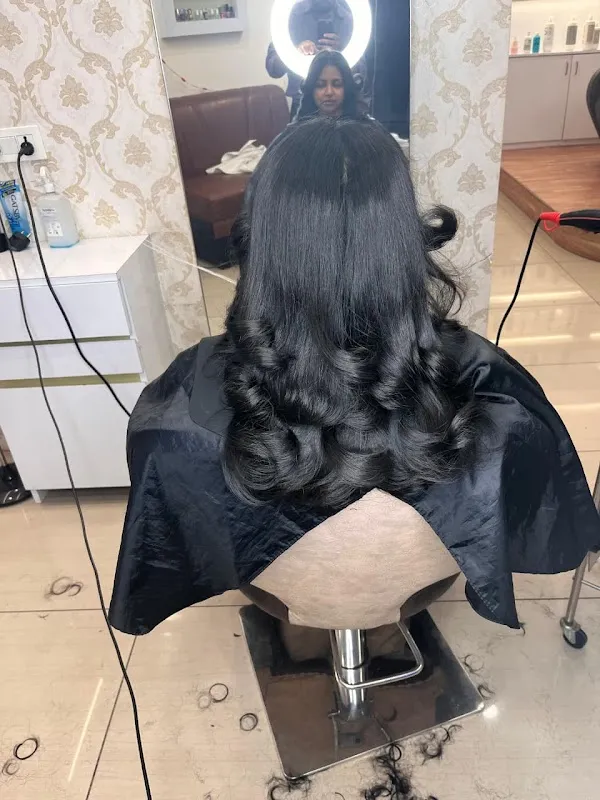 Majestica Family Salon & Academy