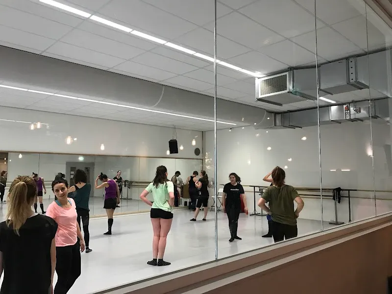 Amsterdam Dance Center
