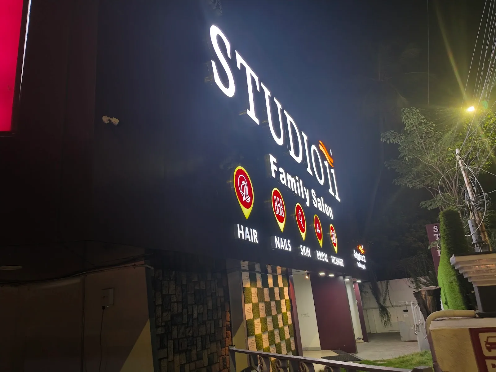 Studio11 Kilpauk Family Salon