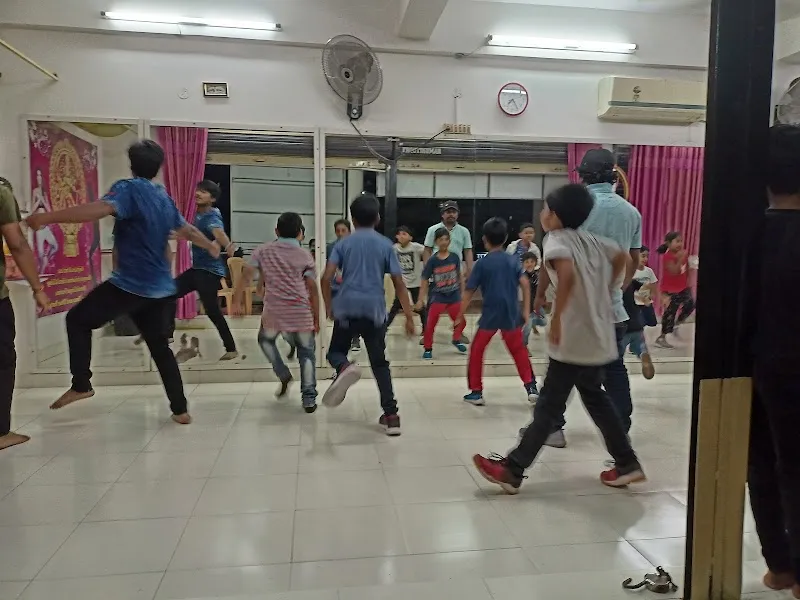 Shri Dance Academy & Fitness Centre