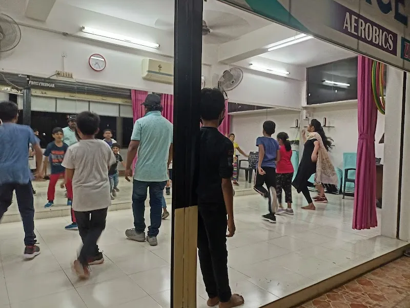 Shri Dance Academy & Fitness Centre