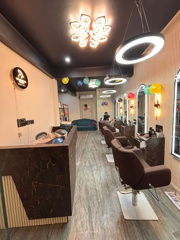 Scissors touch unisex salon