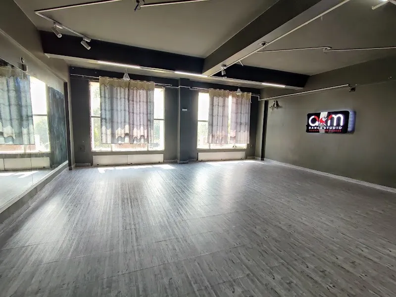 ASM Dance Studio (Achieve Show Makers Dance Studio)