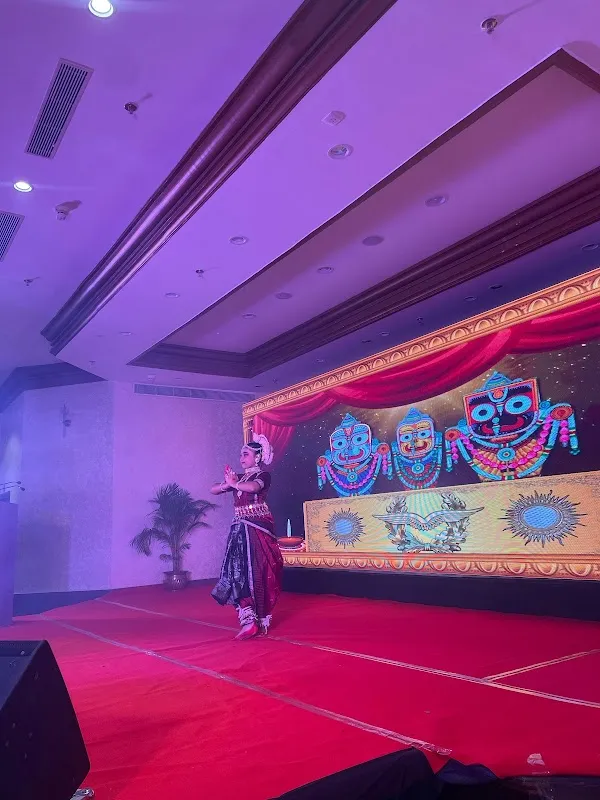 ASM Dance Studio (Achieve Show Makers Dance Studio)