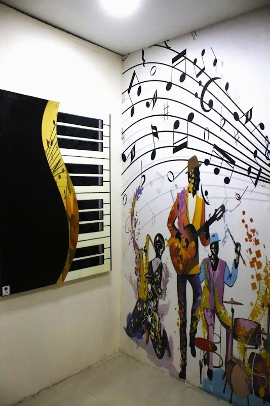 GG MÚSICA - Music Rehearsals & Performing Studio