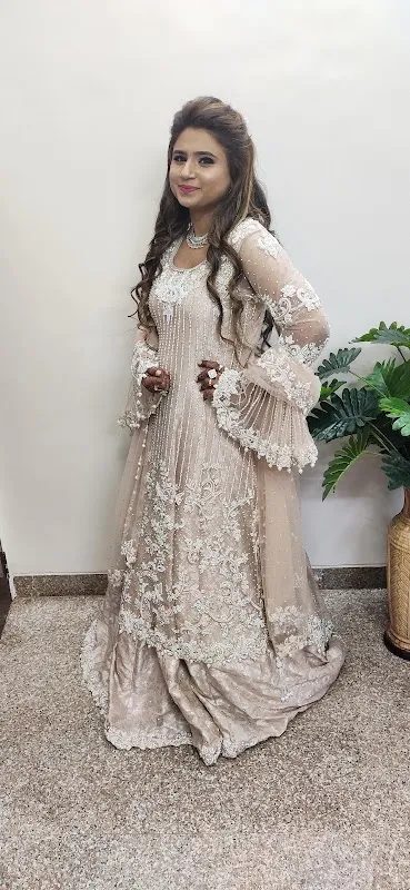 Anchal Beauty Salon