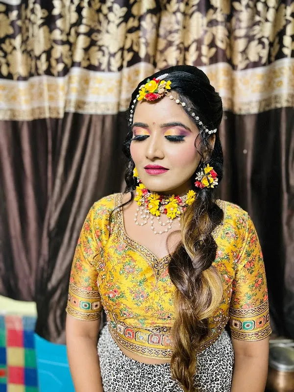 Anchal Beauty Salon