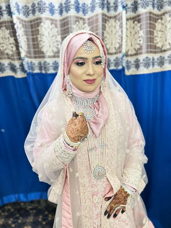Anchal Beauty Salon