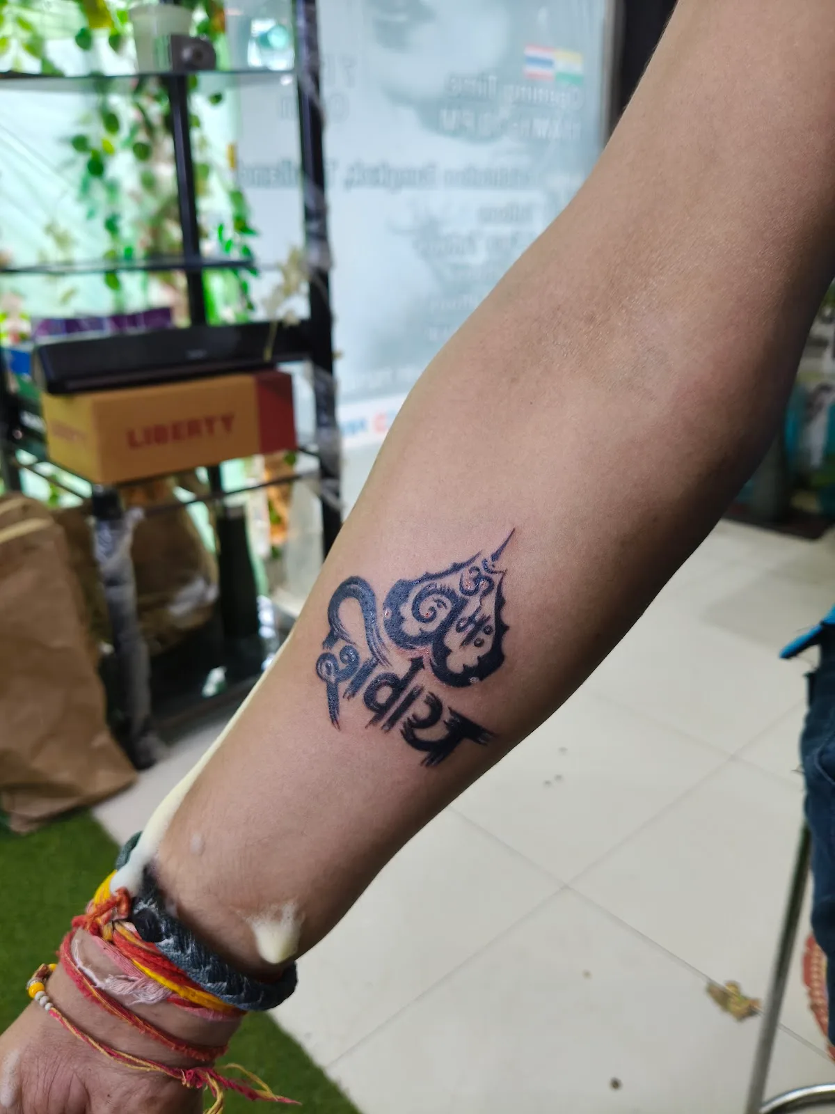 Bloodline Crishtattoo Bangkok-Tattoo shop/Tattoo