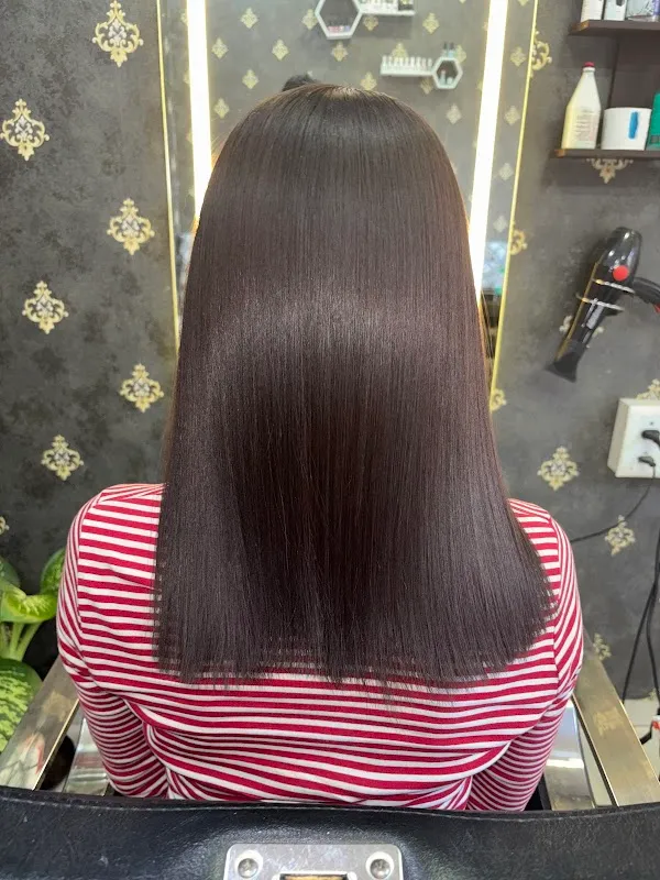 flying wings unisex salon