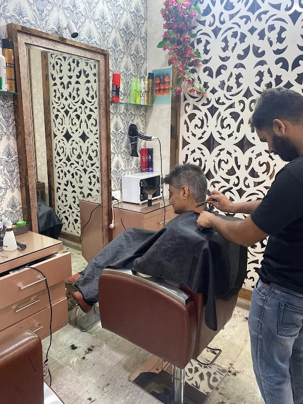 G Miracles Unisex Salon