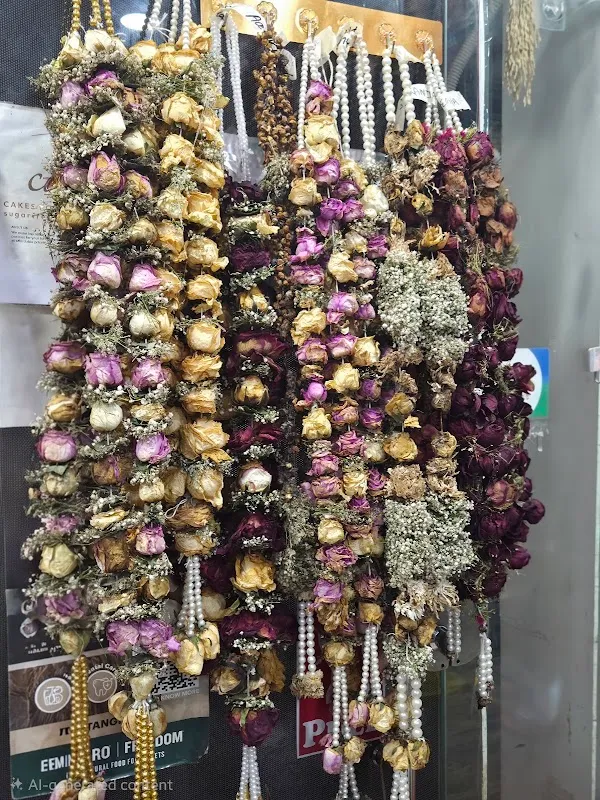 Resinista by AnDi - Trusted Resin Artist | Varmala Preservation Specialists in Ranchi | Resin Art Studio